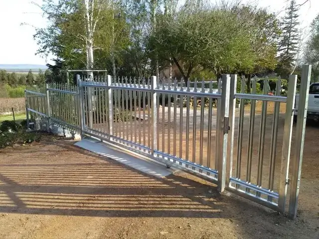 Sliding Gate and fence
